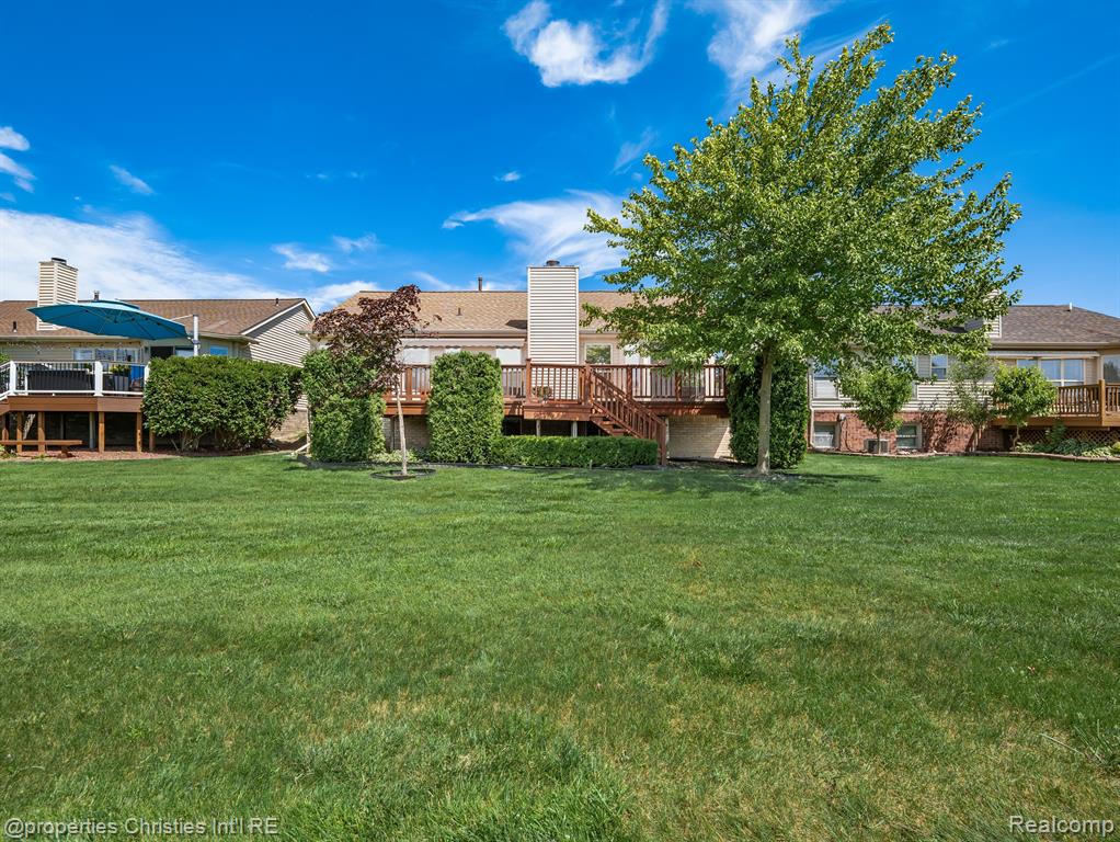 42833 HUNT CLUB Boulevard, Sterling Heights, MI 48314 — Photo 68