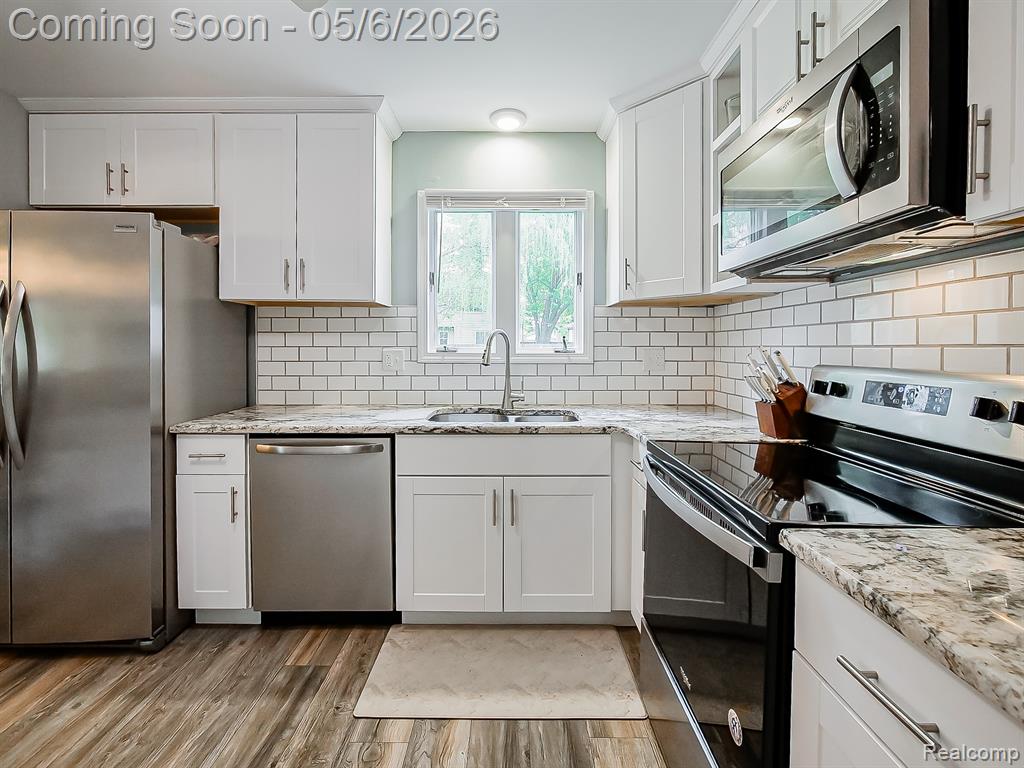 41528 Greenwood Court, Canton, MI 48187 — Photo 9