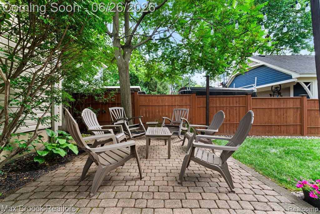 618 S Gainsborough Avenue, Royal Oak, MI 48067 — Photo 26