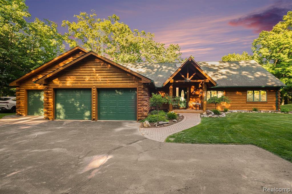 4693 Hegel Road, Goodrich Vlg, MI — Photo 37