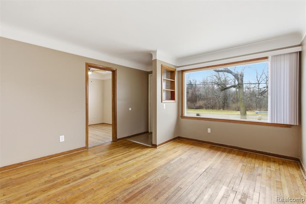 7676 Pierson Street, Detroit, MI 48228 — Photo 4