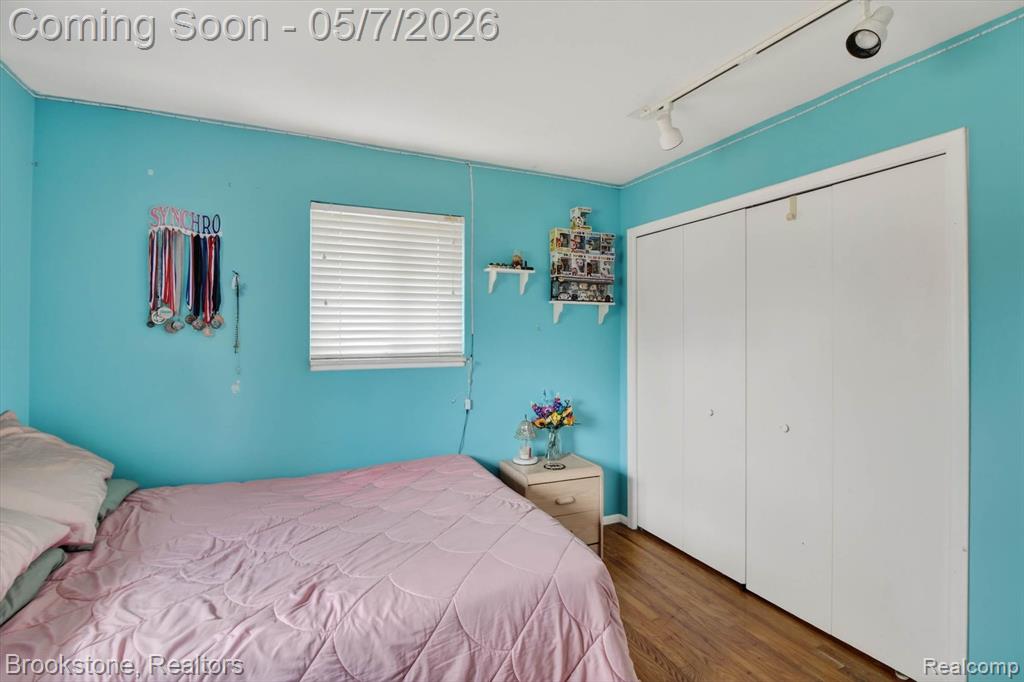 2732 Lacota Road, Waterford, MI 48328 — Photo 28