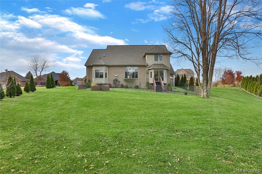 52142 Pawnee Drive, Macomb, MI 48042 — Photo 30