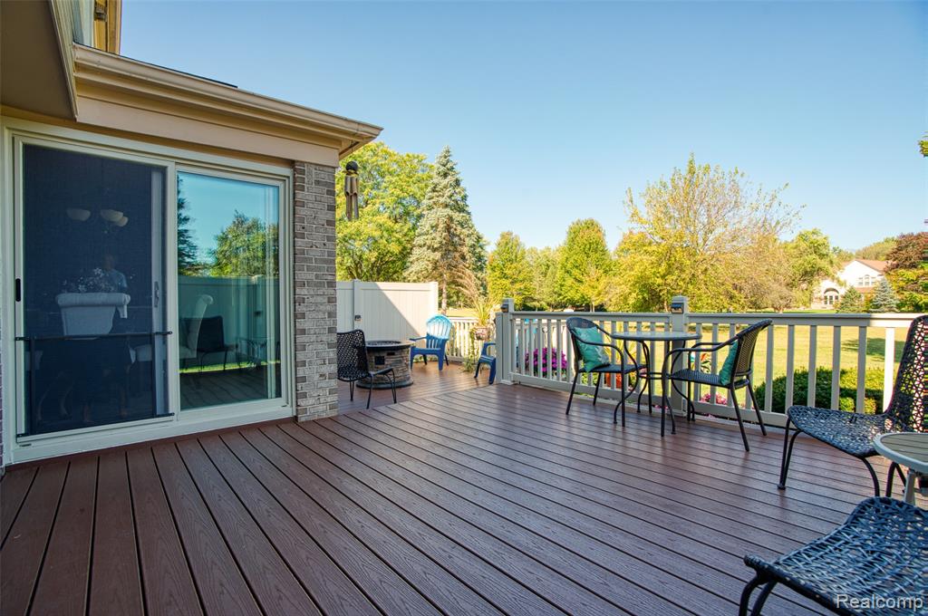 47582 Fox Court, Canton, MI 48187 — Photo 36