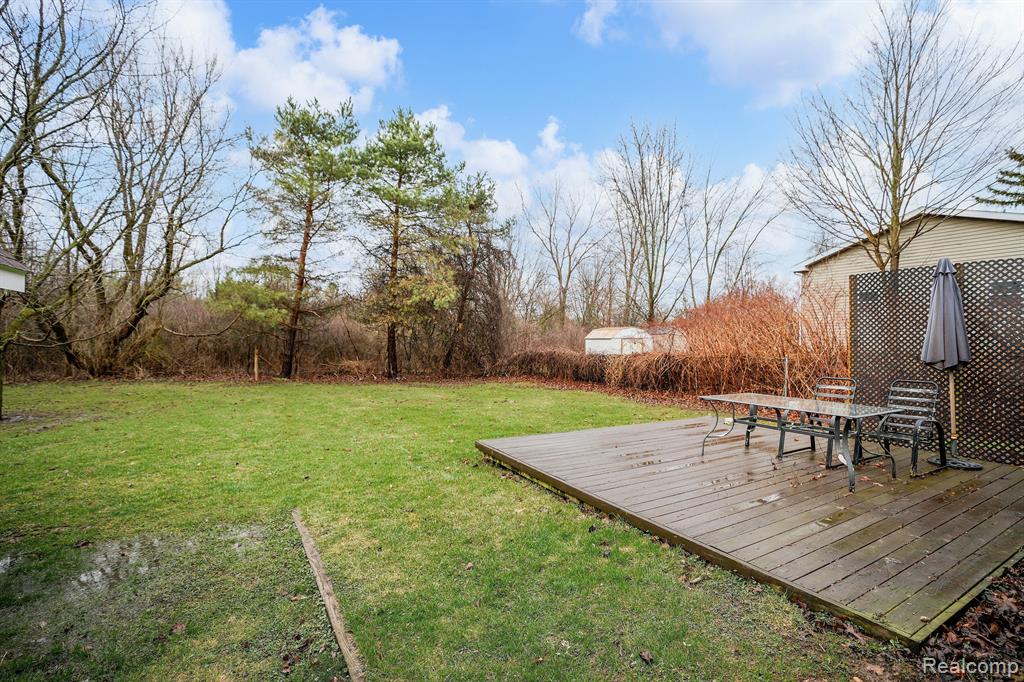 4116 GRAND BLANC Road, Swartz Creek, MI 48473 — Photo 8