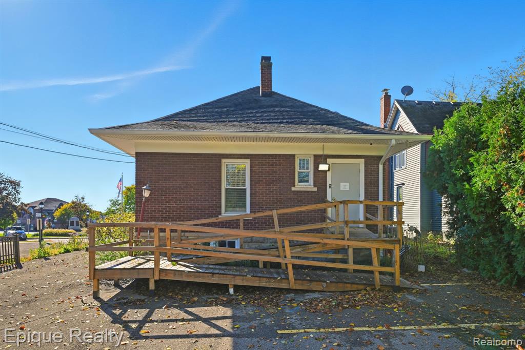 33432 Oakland Street, Farmington, MI 48335 — Photo 21