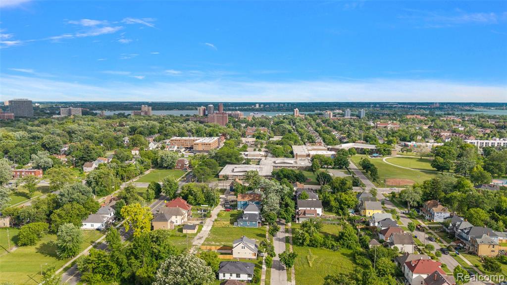 2476 Beals Street, Detroit, MI 48214 — Photo 45