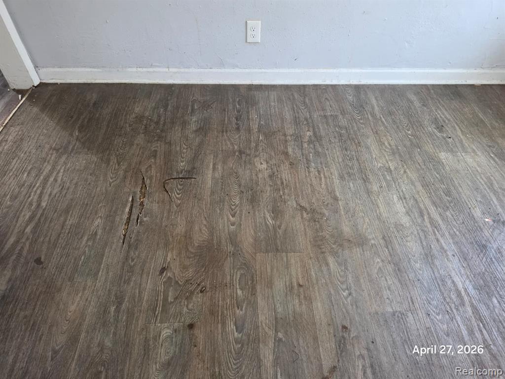 15801 E State Fair Street, Detroit, MI 48205 — Photo 8