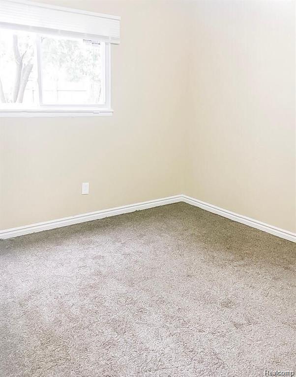 15470 MAPLERIDGE Street, Detroit, MI 48205 — Photo 20
