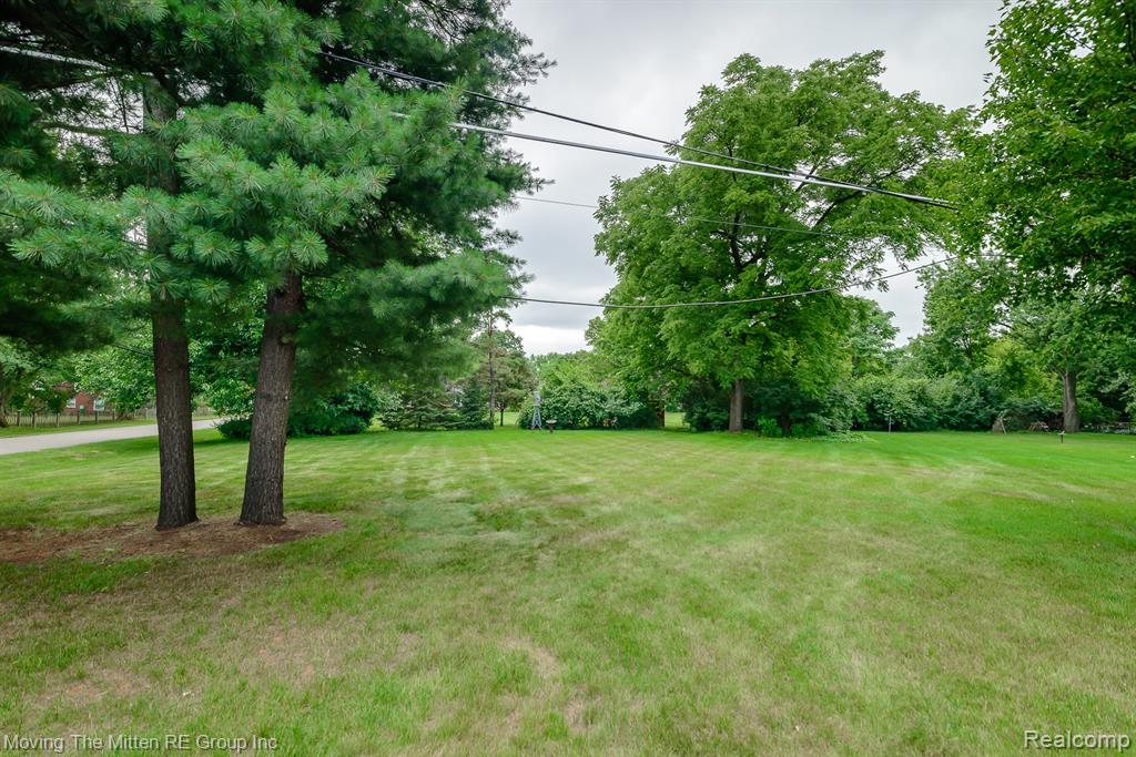 9205 Rocker Avenue, Plymouth, MI 48170 — Photo 36