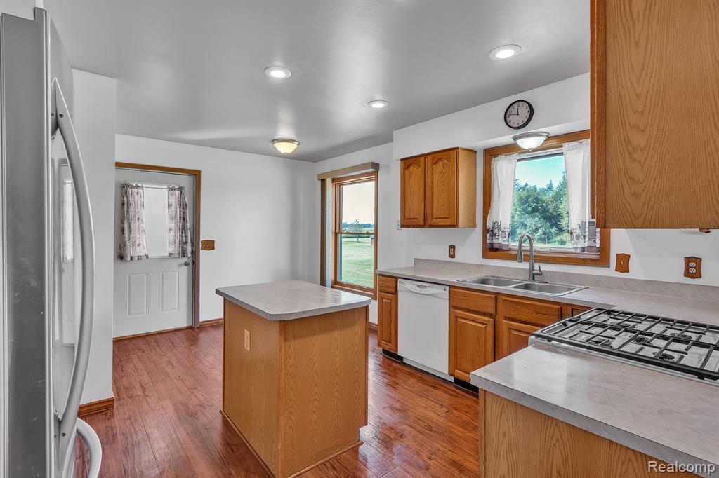 8425 Duffield Road, Flushing, MI 48433 — Photo 10