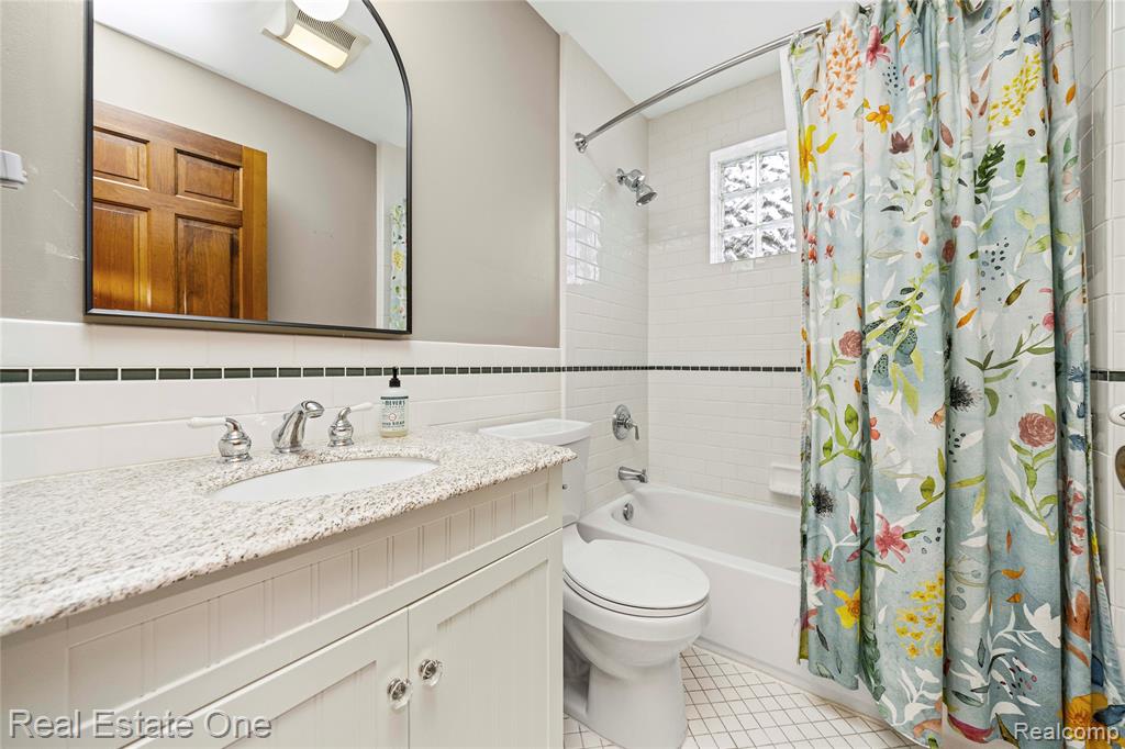 380 Depot Road, Clarkston, MI — Photo 51