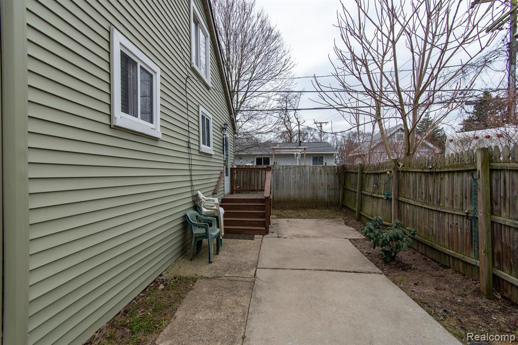 4619 JEROME Road, Clarkston, MI — Photo 23
