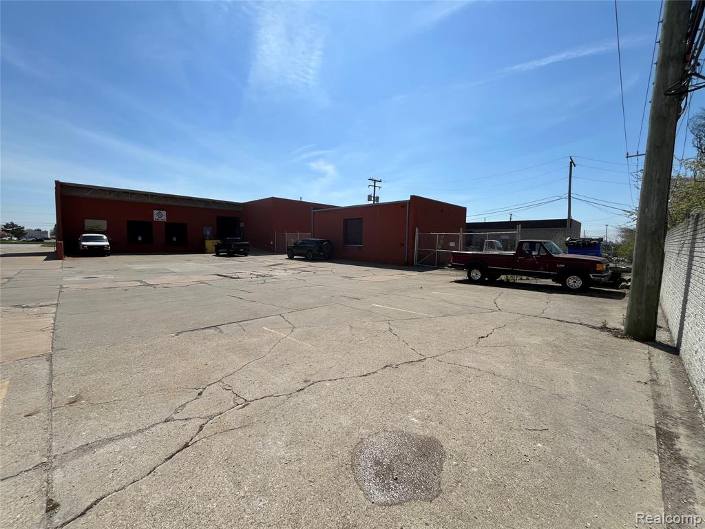 30549 Stephenson Highway, Madison Heights, MI 48071 — Photo 44