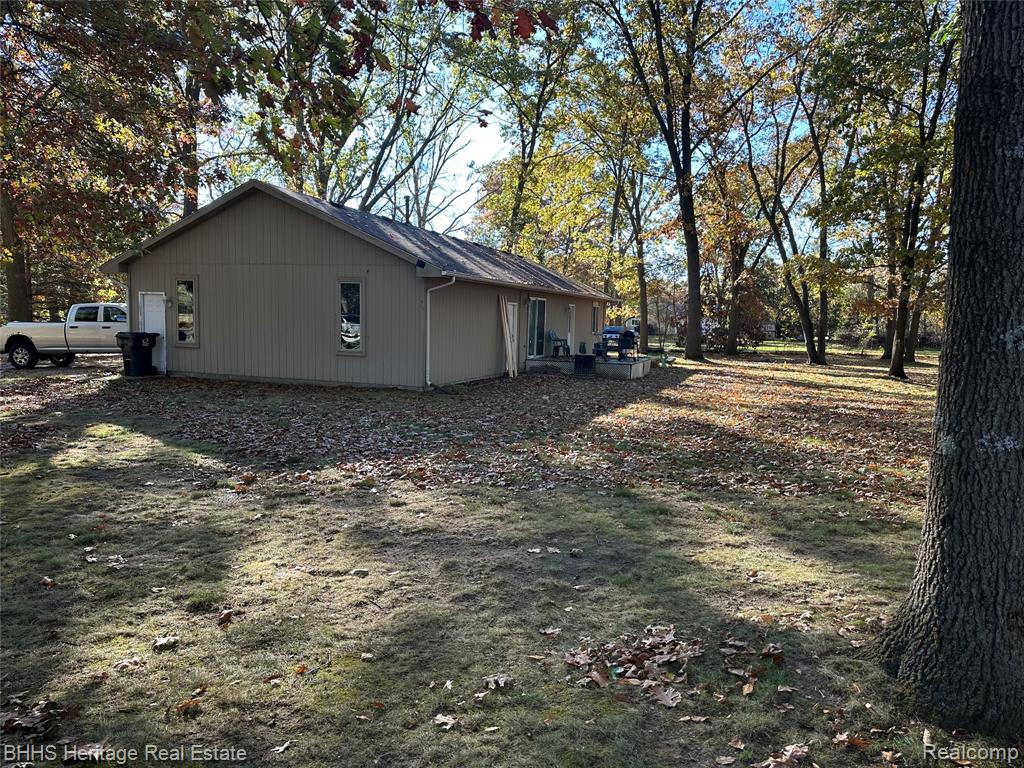9418 Charlie Brown Lane, Pinckney, MI 48169 — Photo 3