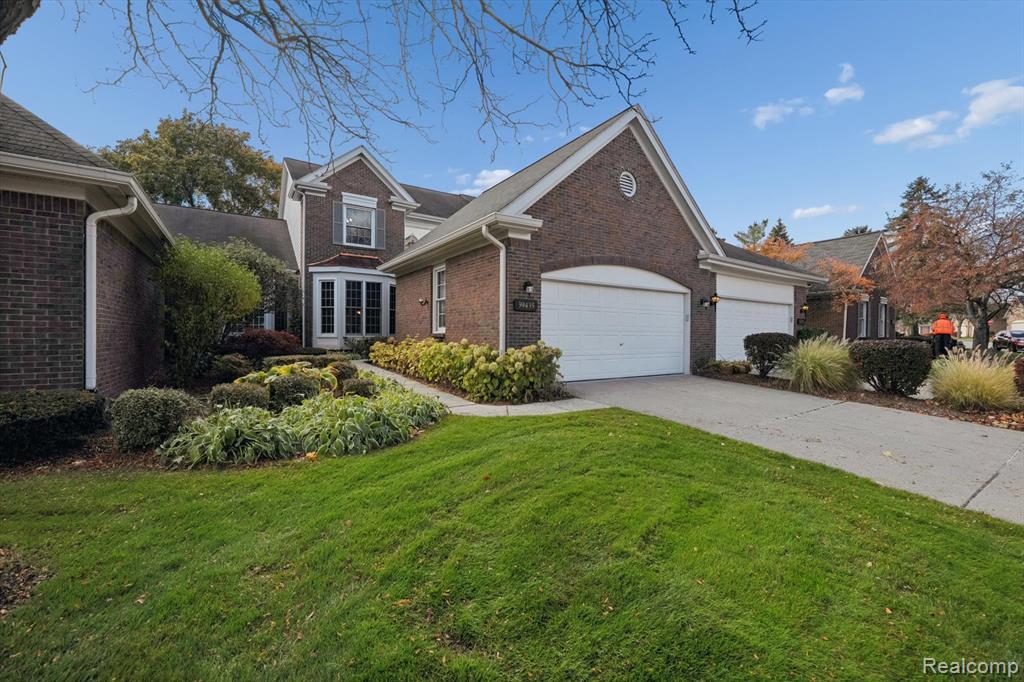 39435 Village Run Drive, Northville, MI 48168 — Photo 2