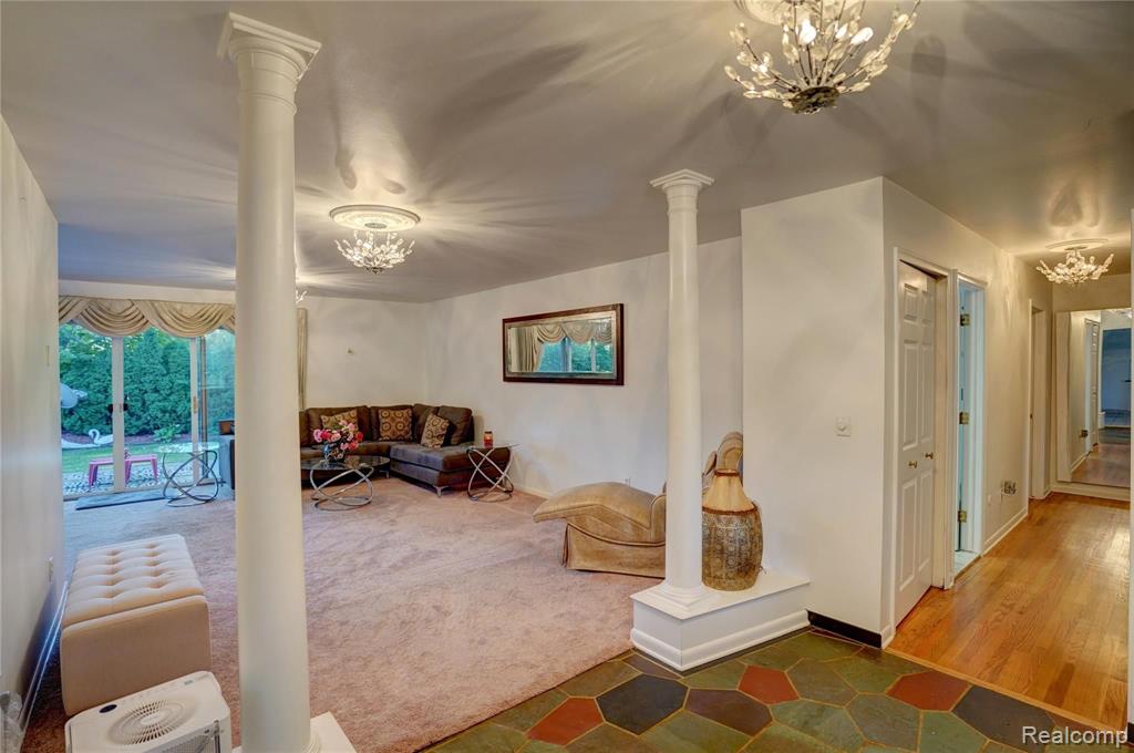 429 BELLA VISTA Drive, Grand Blanc, MI 48439 — Photo 5