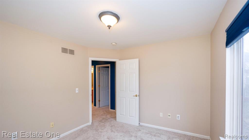 17041 ALGONQUIN Drive, Northville, MI 48168 — Photo 56
