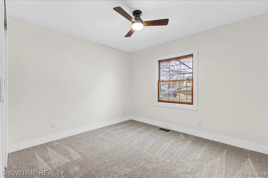5688 Tequesta Court, West Bloomfield, MI 48323 — Photo 31
