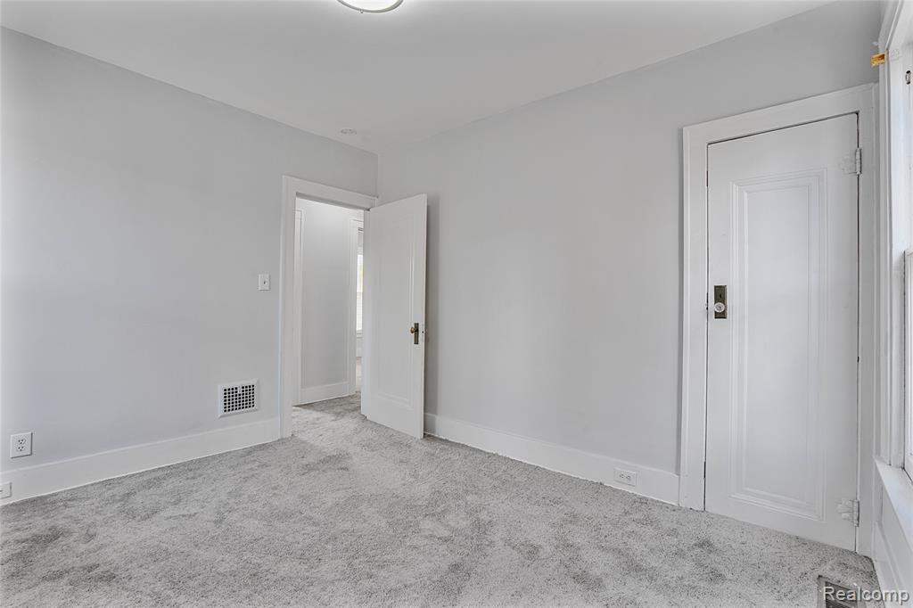 611 Emmons Boulevard, Wyandotte, MI 48192 — Photo 19