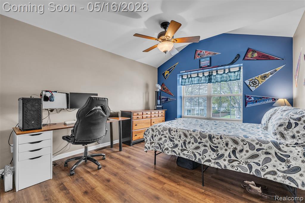 944 S Parkwood Drive, South Lyon, MI 48178 — Photo 41