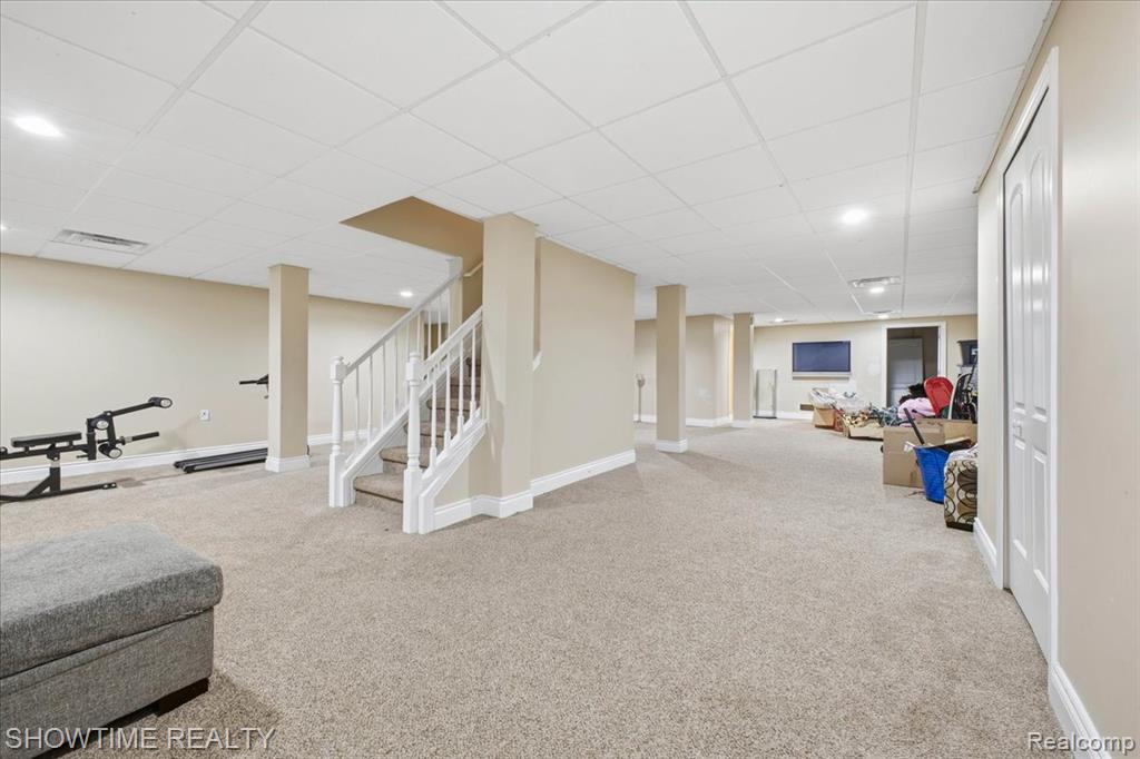 4157 Springbrook Drive, Sterling Heights, MI 48314 — Photo 46