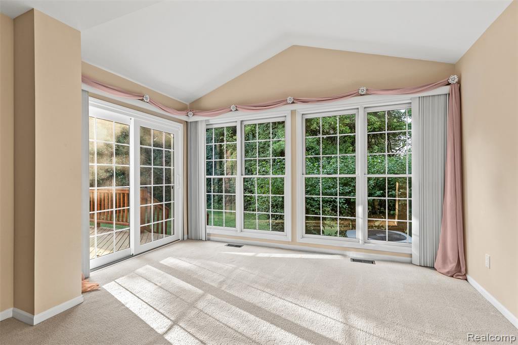 39538 Village Run Drive, Northville, MI 48168 — Photo 22