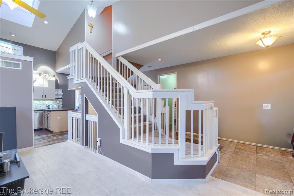 2653 Ravine Side Lane N, Howell, MI 48843 — Photo 16