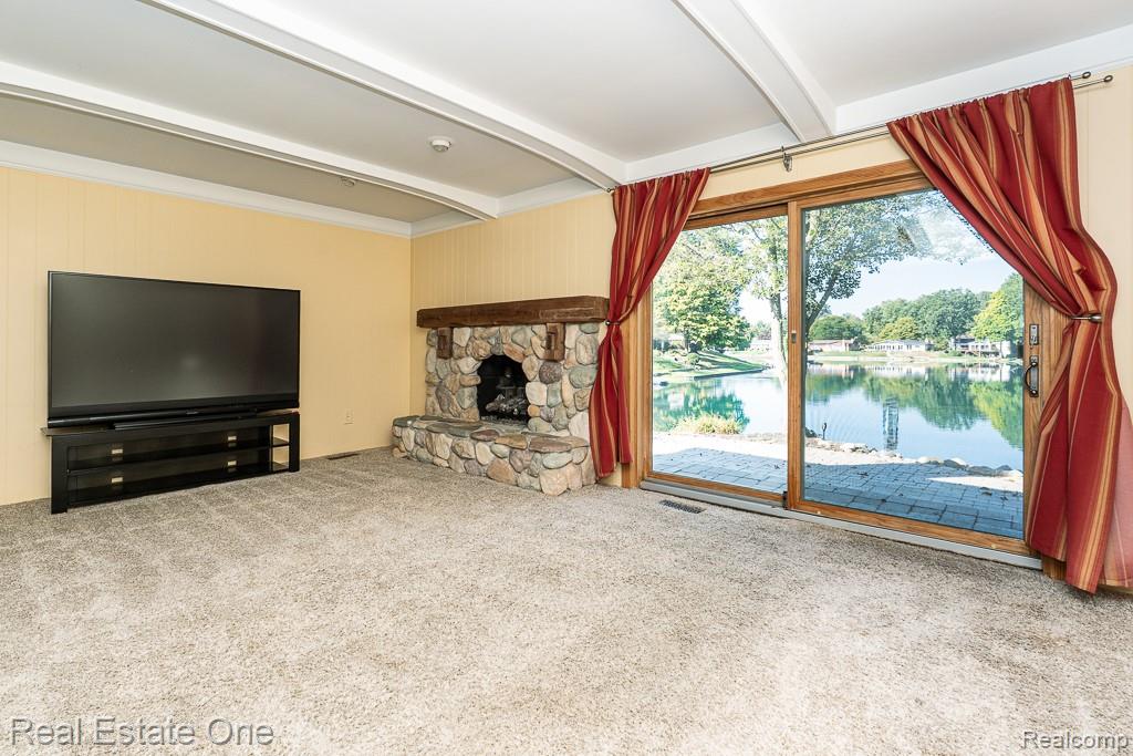 6621 Northpoint Drive, Troy, MI 48085 — Photo 37