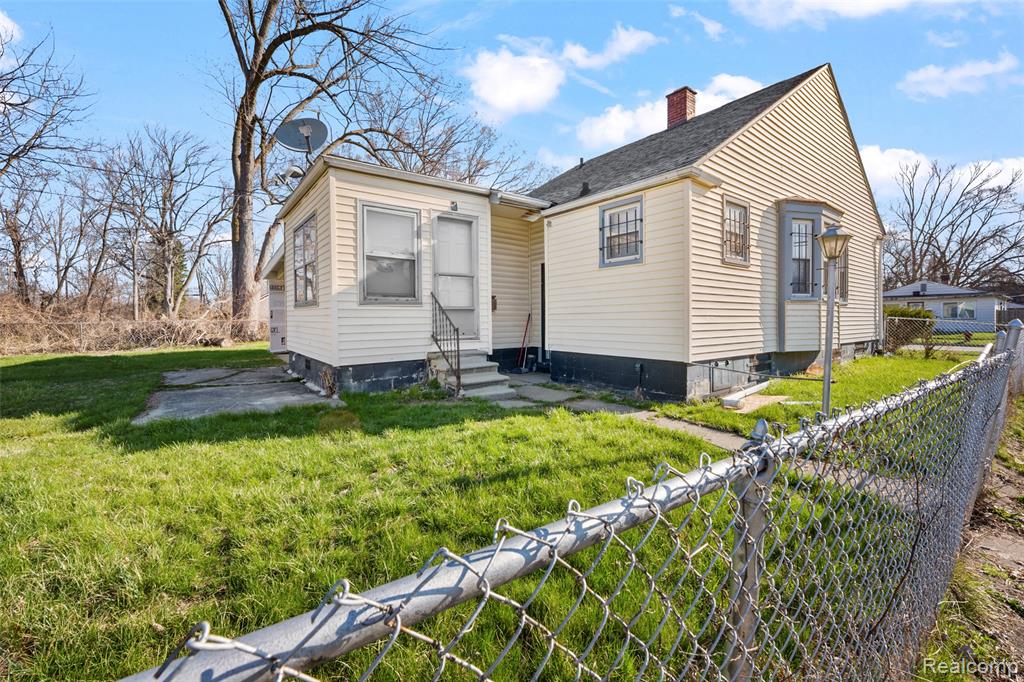 12203 Grandmont Avenue, Detroit, MI 48227 — Photo 5
