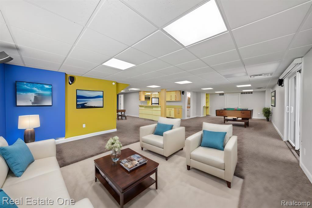 6745 CHARING Crossing, West Bloomfield, MI — Photo 65