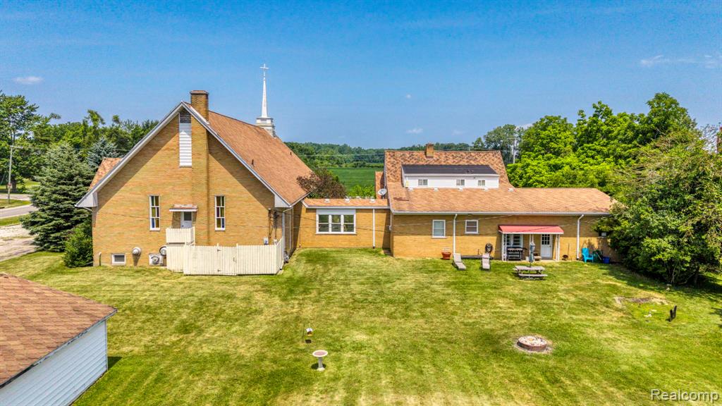 9735 Dolan Road, Columbus, MI — Photo 16