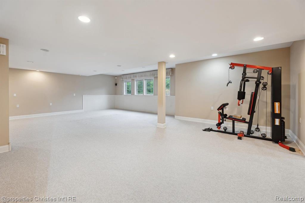 45055 WALNUT RIDGE, Northville, MI 48168 — Photo 55