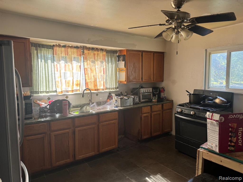 5719 Western Road, Flint, MI 48506 — Photo 6