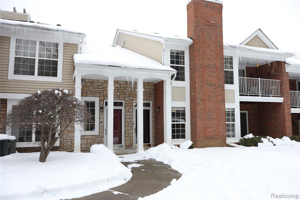 44843 MARIGOLD Drive, Sterling Heights, MI 48314 — front exterior