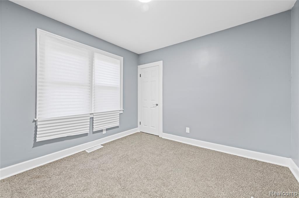 5045 Balfour Road, Detroit, MI 48224 — Photo 7