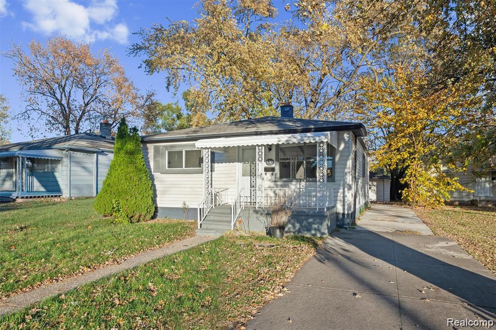 5749 Detroit Street, Dearborn Heights, MI 48125 — front exterior