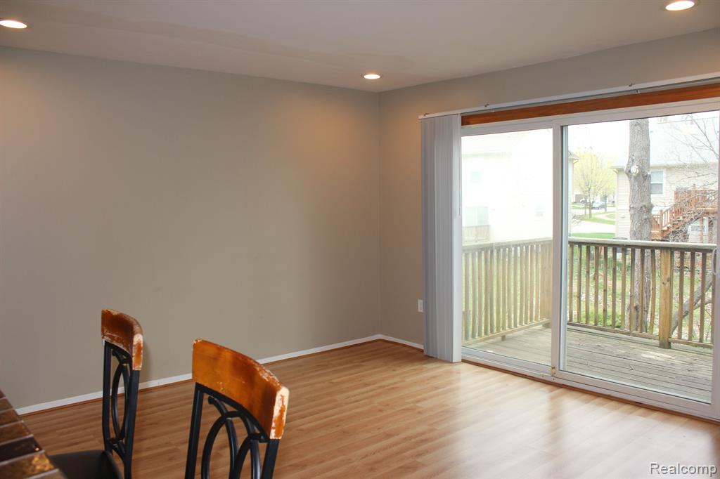 922 CHESTNUT HILL Drive, Auburn Hills, MI 48326 — Photo 5