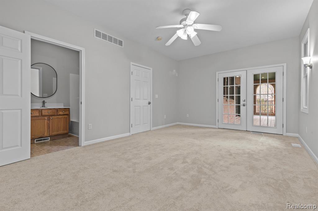 4648 Oak Lane, Whitmore Lake, MI 48189 — Photo 12
