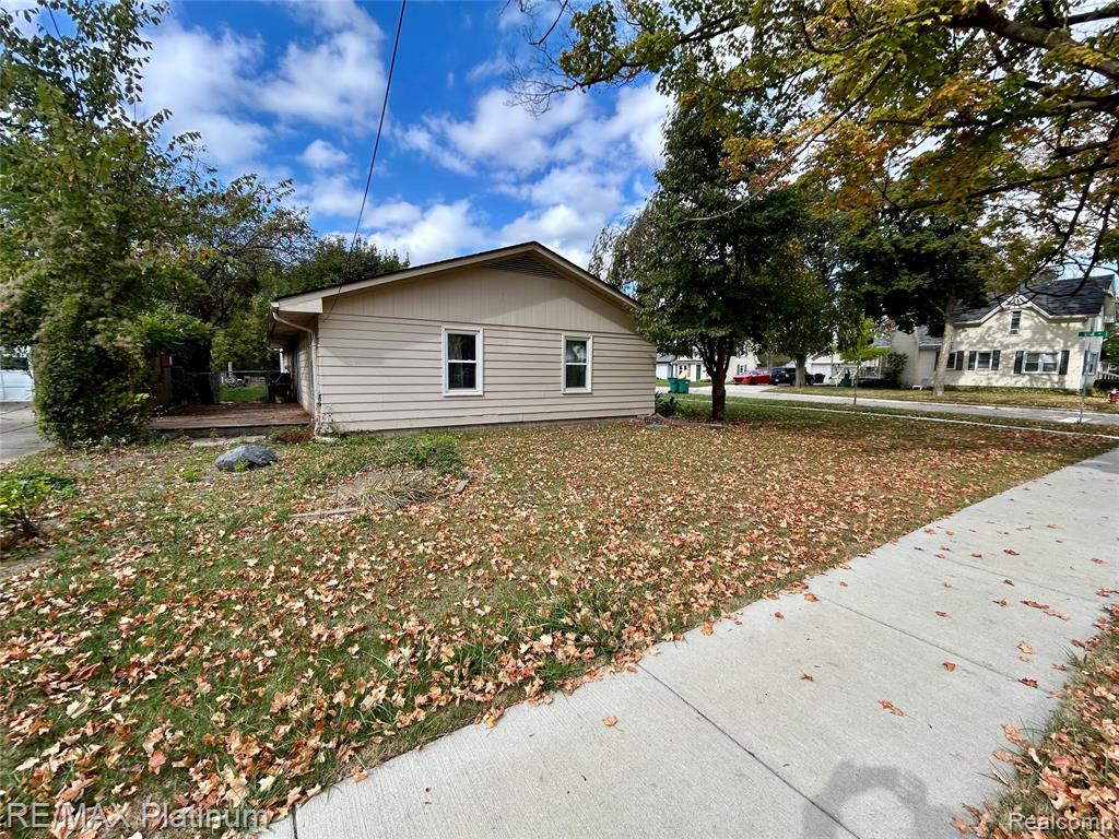 903 State Street, Brighton, MI 48116 — Photo 4
