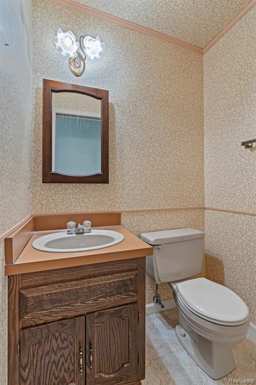 643 Pine Tree Court, Walled Lake, MI 48390 — Photo 15