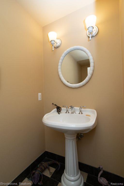 8786 COUNTRY MANOR Drive, Bruce, MI 48065 — Photo 27
