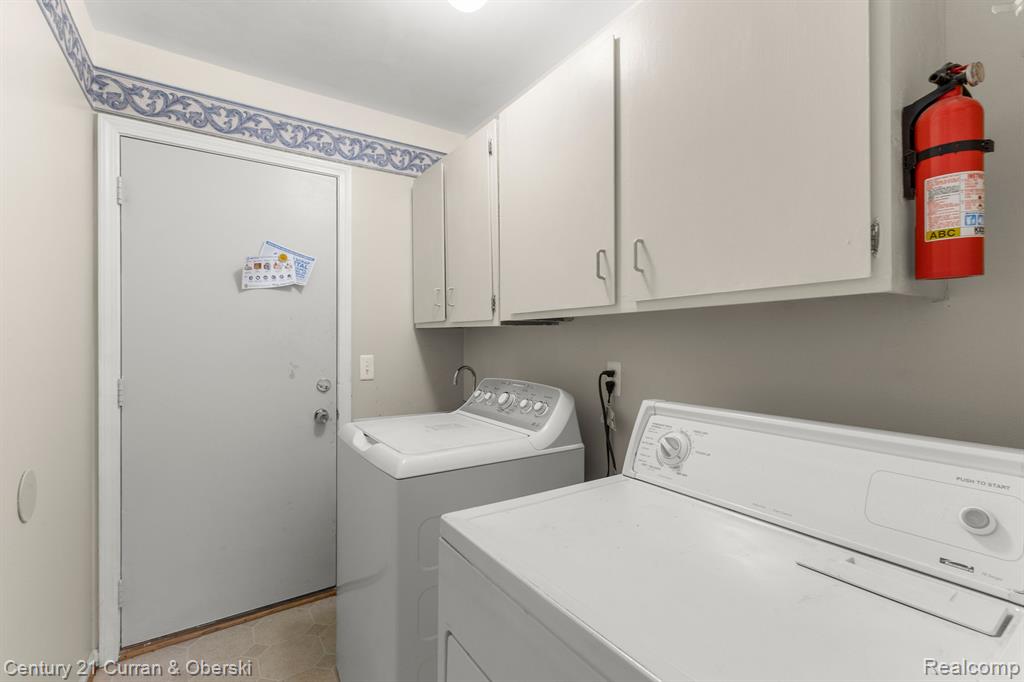 3052 TURNBERRY Lane E, Ann Arbor, MI 48108 — Photo 26