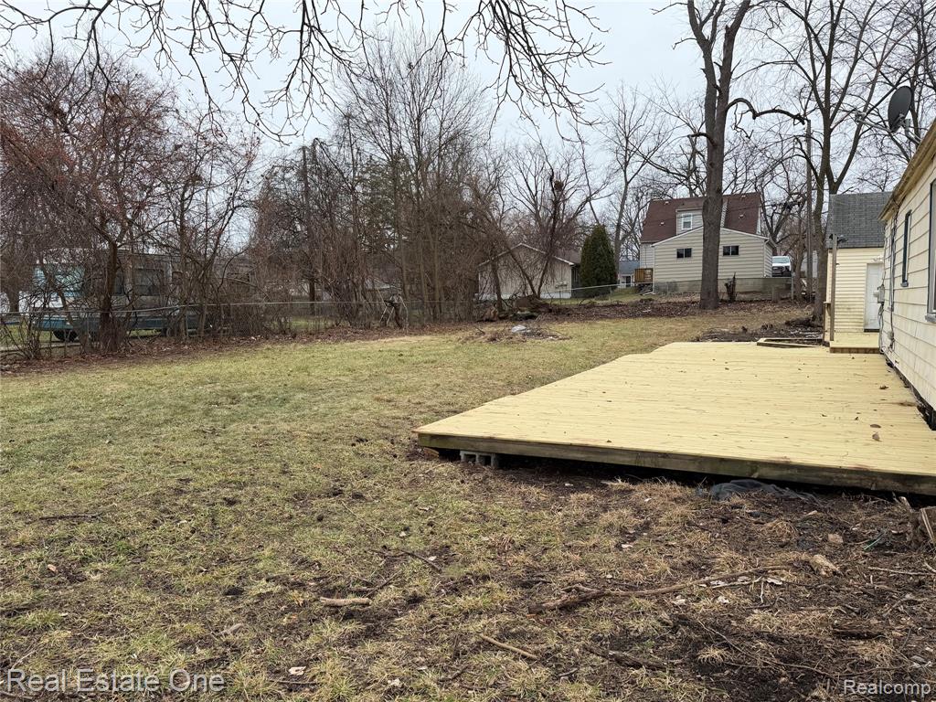 943 Premont Avenue, Waterford, MI 48328 — Photo 35