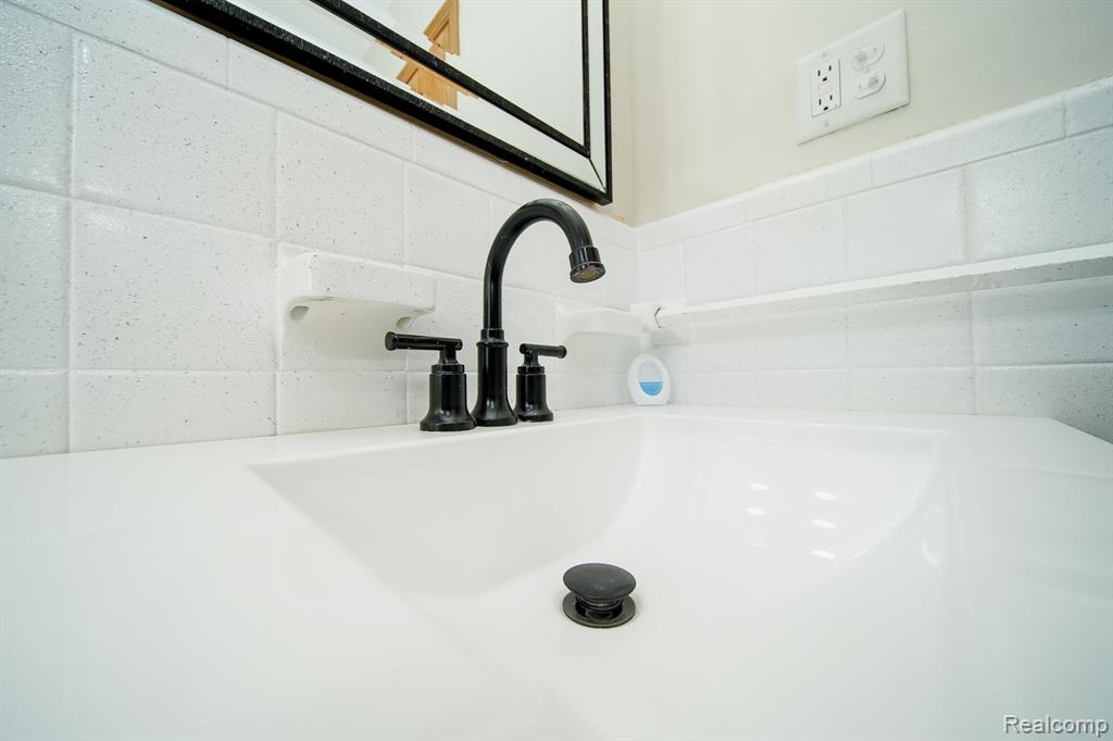 4462 1st Street, Wayne, MI 48184 — Photo 33