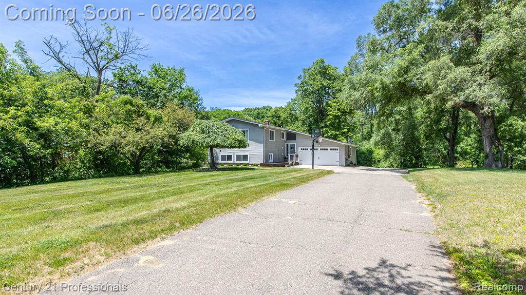 500 Neptune Drive, Ortonville, MI 48462 — Photo 3