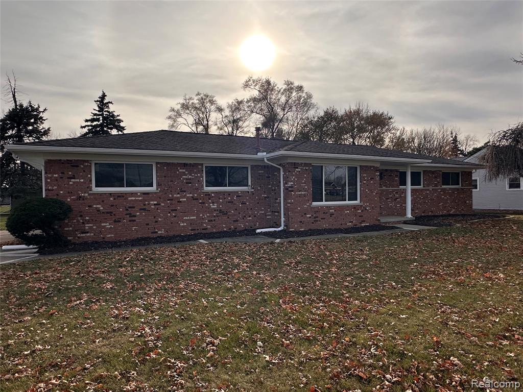 16970 Park Lane, Fraser, MI 48026 — Photo 2