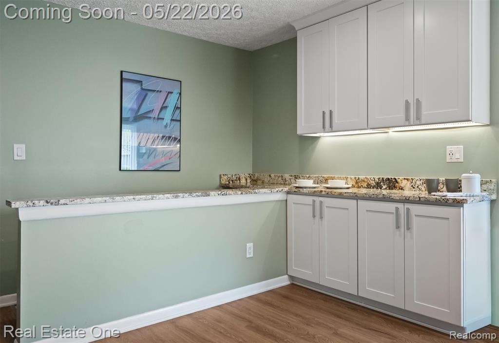 489 Evaline Drive, Troy, MI 48085 — Photo 7