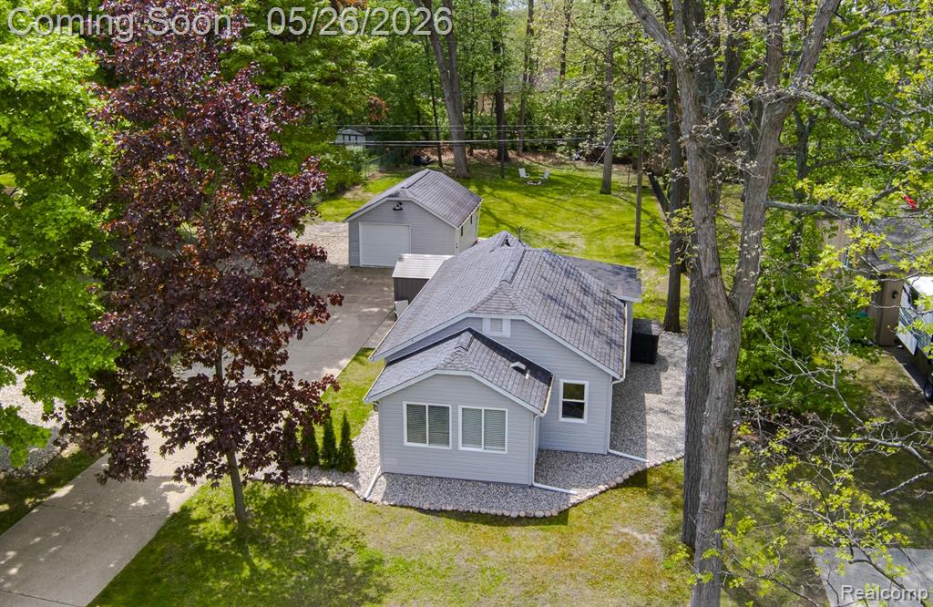 6281 Waldon Road, Clarkston, MI — front exterior