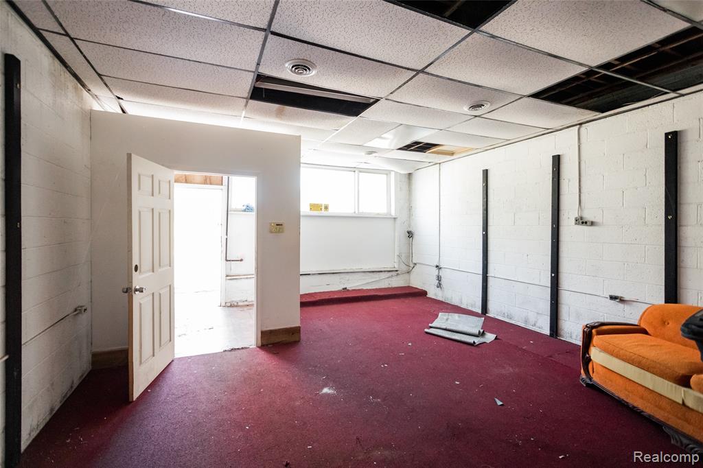18563 Ryan Road, Detroit, MI 48234 — Photo 5